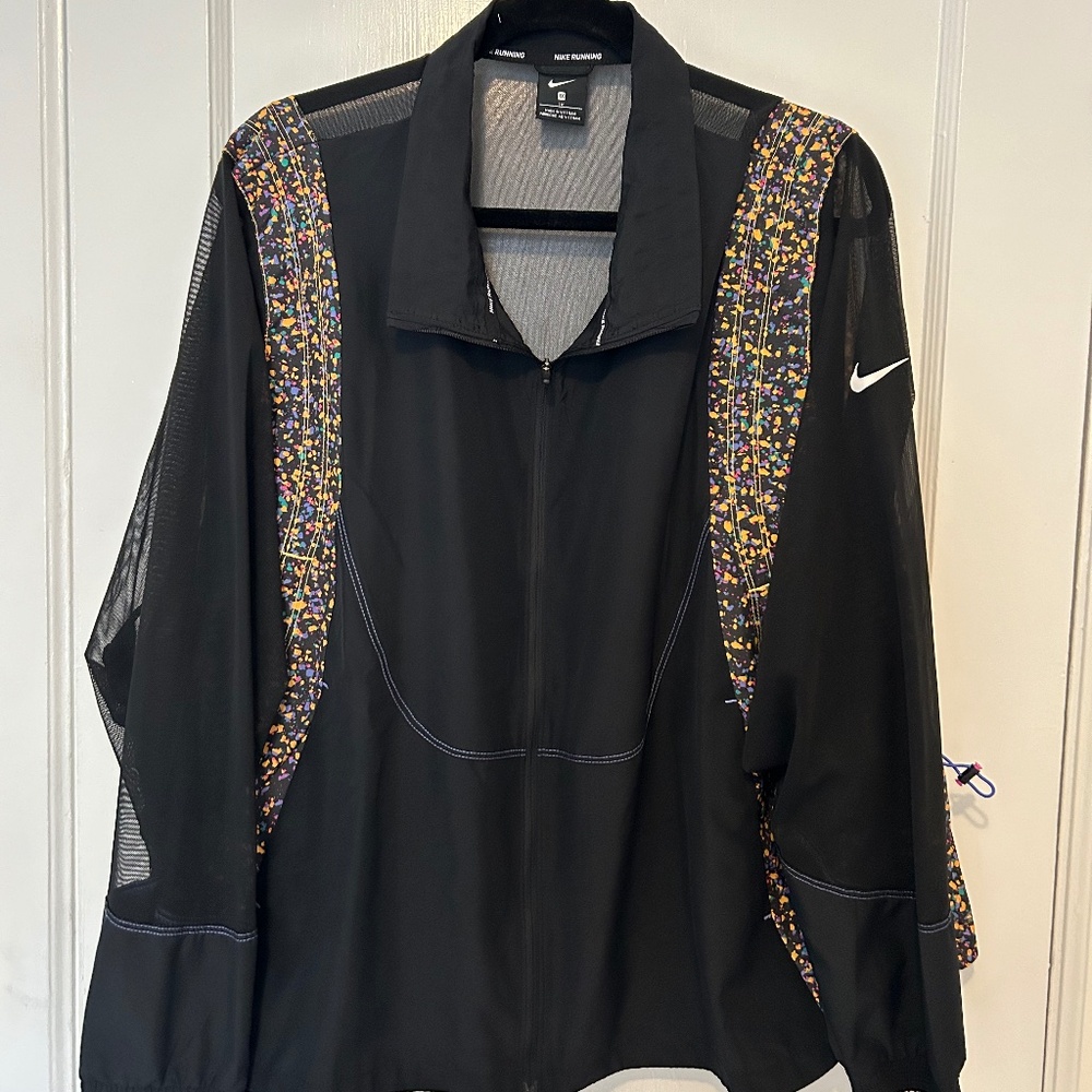 Nike Womens Jacket Icon Clash Sheer Sleeve Packable Windbreaker